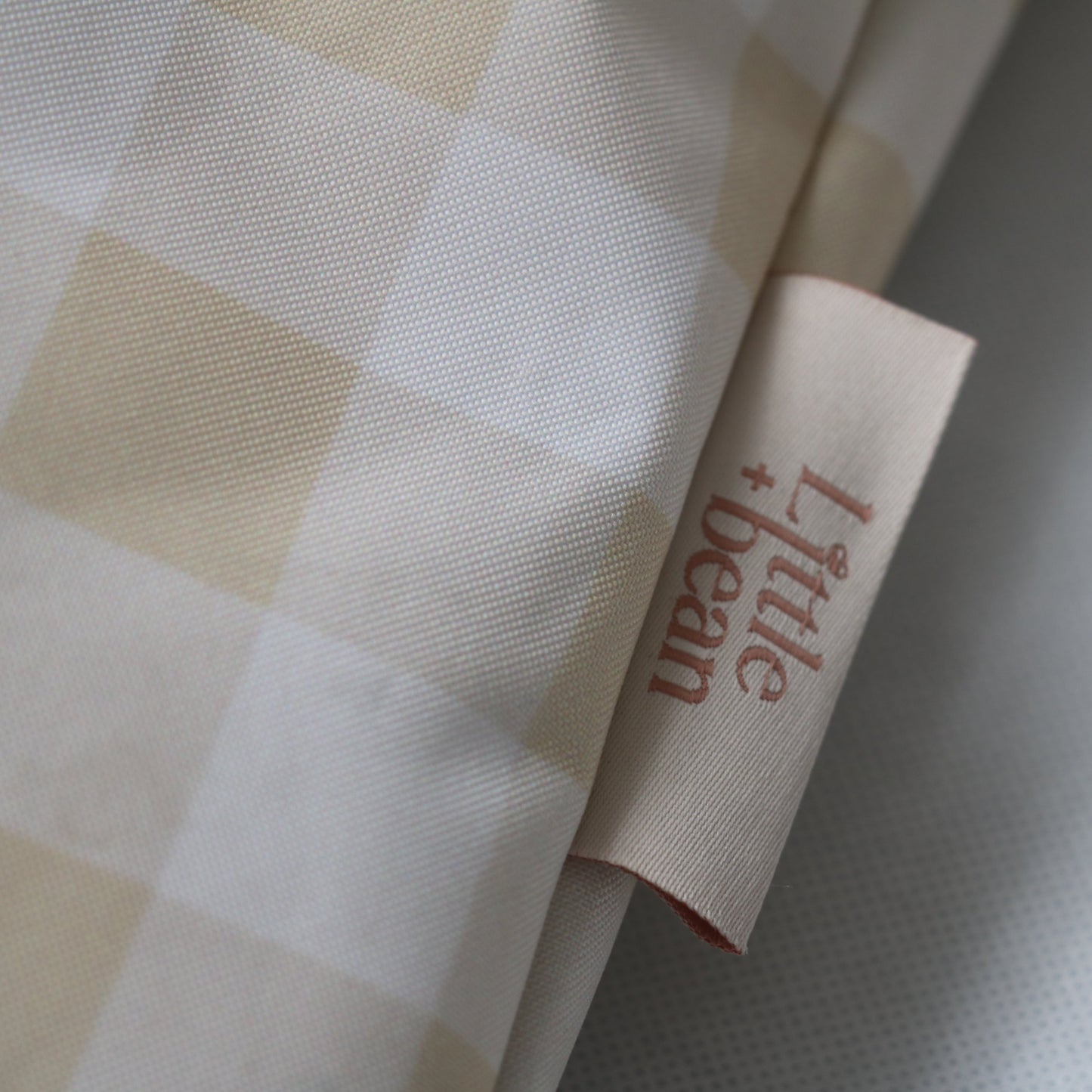The Classic – Beige Gingham